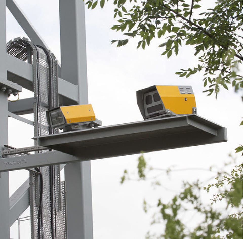 Highway Code Rule 124 illustration