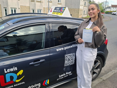 Aimee Irvine's Driving Test Pass Testimonial
