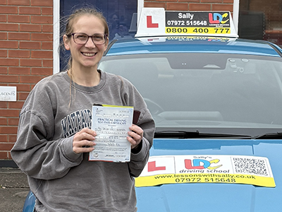 Kayleigh 's Driving Test Pass Testimonial